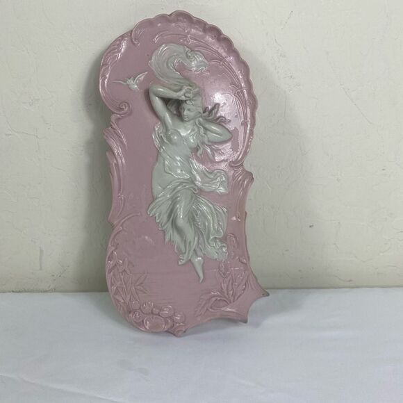 Elegant Vtg Art Nouveau Pink and White Wall Decor Plaque - Picture 5 of 11